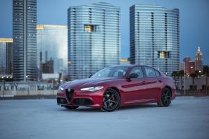 2018 Alfa Romeo Giulia Ti Sport Q4 Nero Edizione